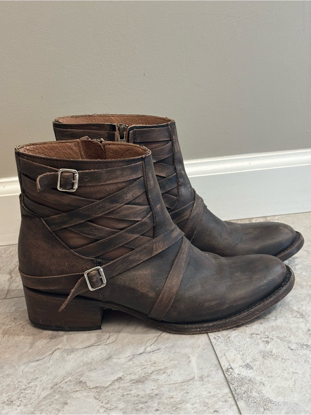Freebird Sammi Leather Boots Women’s 8 Brown Distressed Buckle Biker Ankle